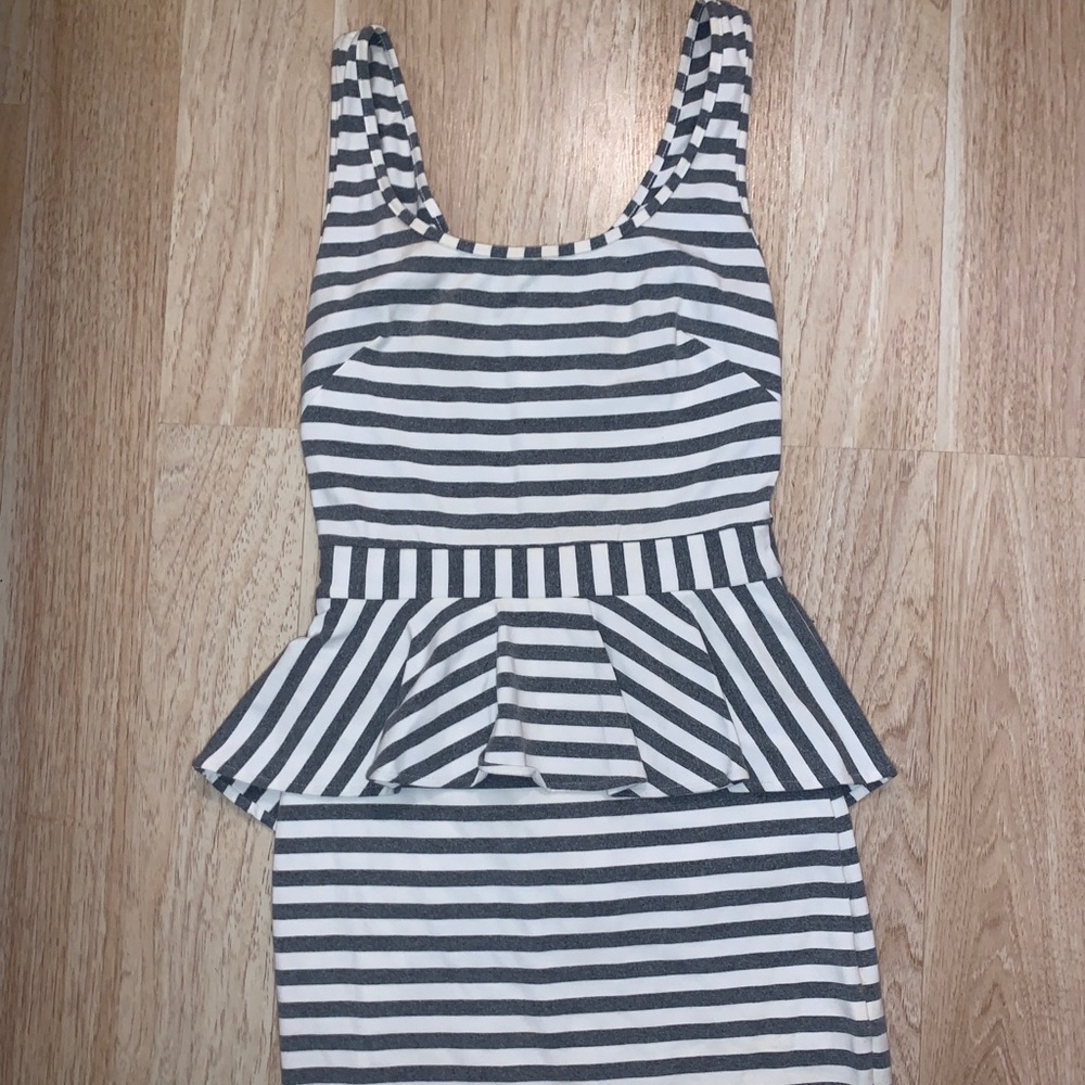Bebe Stripper White & Grey Dress XS